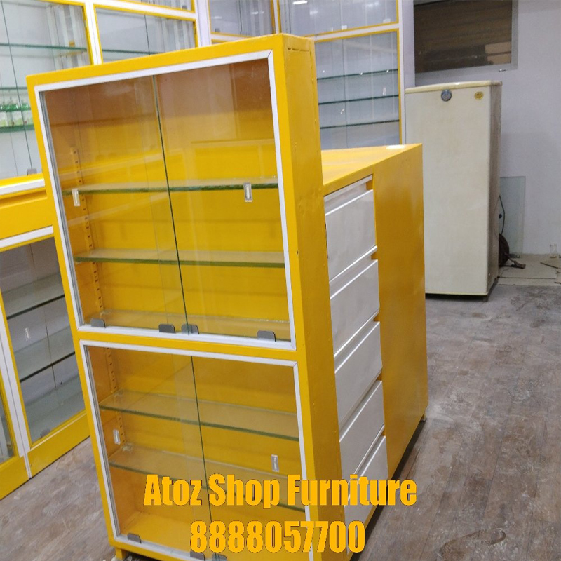 medical-center-counter-1